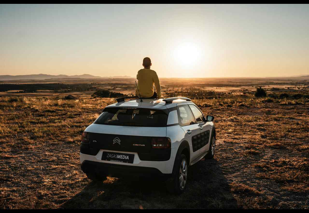 Le 5 opzioni per acquistare un’autovettura per chi ama viaggiare