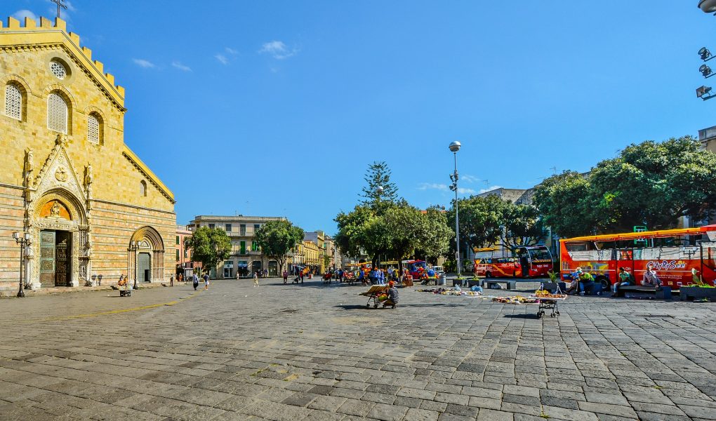 come andare a Messina in treno aereo via mare